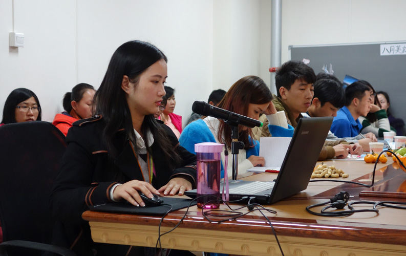 昆明绿茵体育网络公司从2013年开始筹备新媒体营销公益讲座和老客户网络营销沙龙，绿茵体育邀请了国内网络营销和移动互联网营销专家亲临公司，为保证培训质量和沟通效果，绿茵体育每次只邀请20-30家老客户参加（全免费），绿茵体育将秉承全公益、全免费、不推销任何产品和服务、只讲干货等原则，为新老客户创造更多价值。