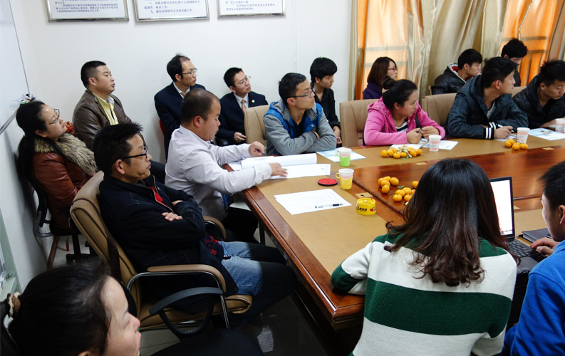 绿茵体育客户沙龙秉承全公益、免费、净干货、不推销产品等原则，欢迎绿茵体育客户报名参加：400-739-1200